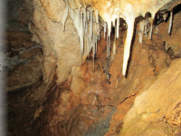 Interior da caverna.  Fonte: http://www.panoramio.com/, autorizadas por J. Augusto e Ricardo Feres.