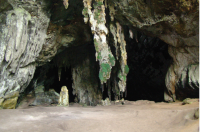 A bela entrada da caverna